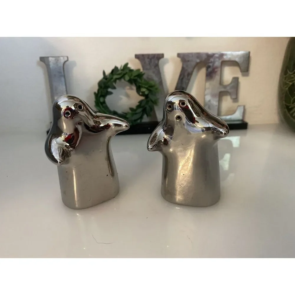 Hugging Ghost Salt and Pepper Shakers Set w Stopers Chrome ‎ Mercury Glass Style